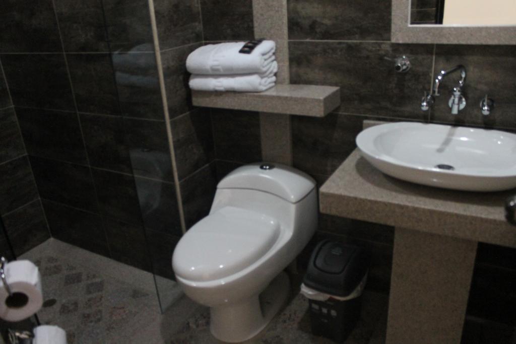 Hoteles Bogota Inn Lago Chico Zona Rosa Zewnętrze zdjęcie